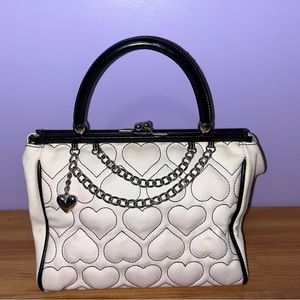 Bueno Pink Quilted Heart Clasp Closure Handbag